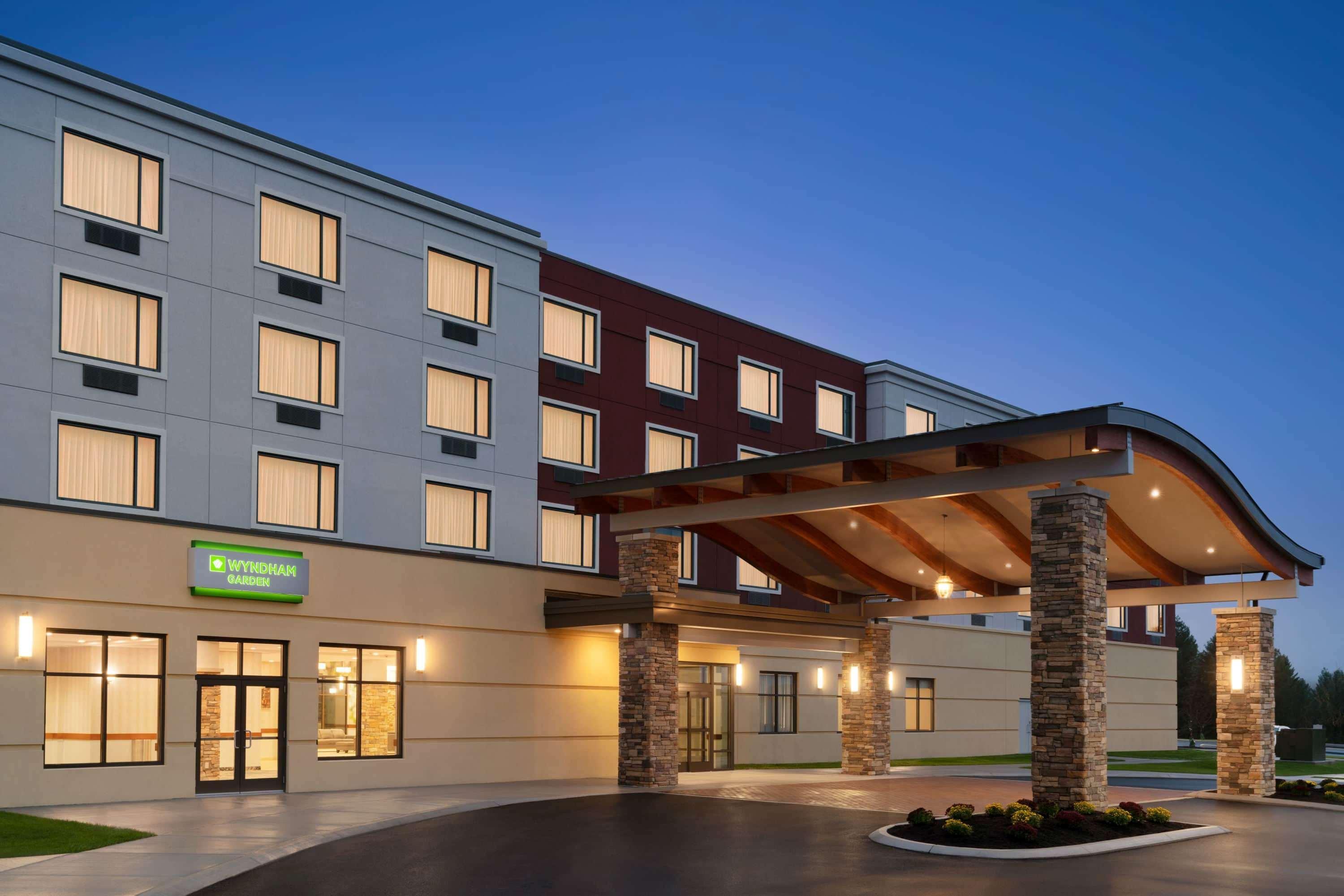 Wyndham Garden State College Hotel Boalsburg Exterior photo