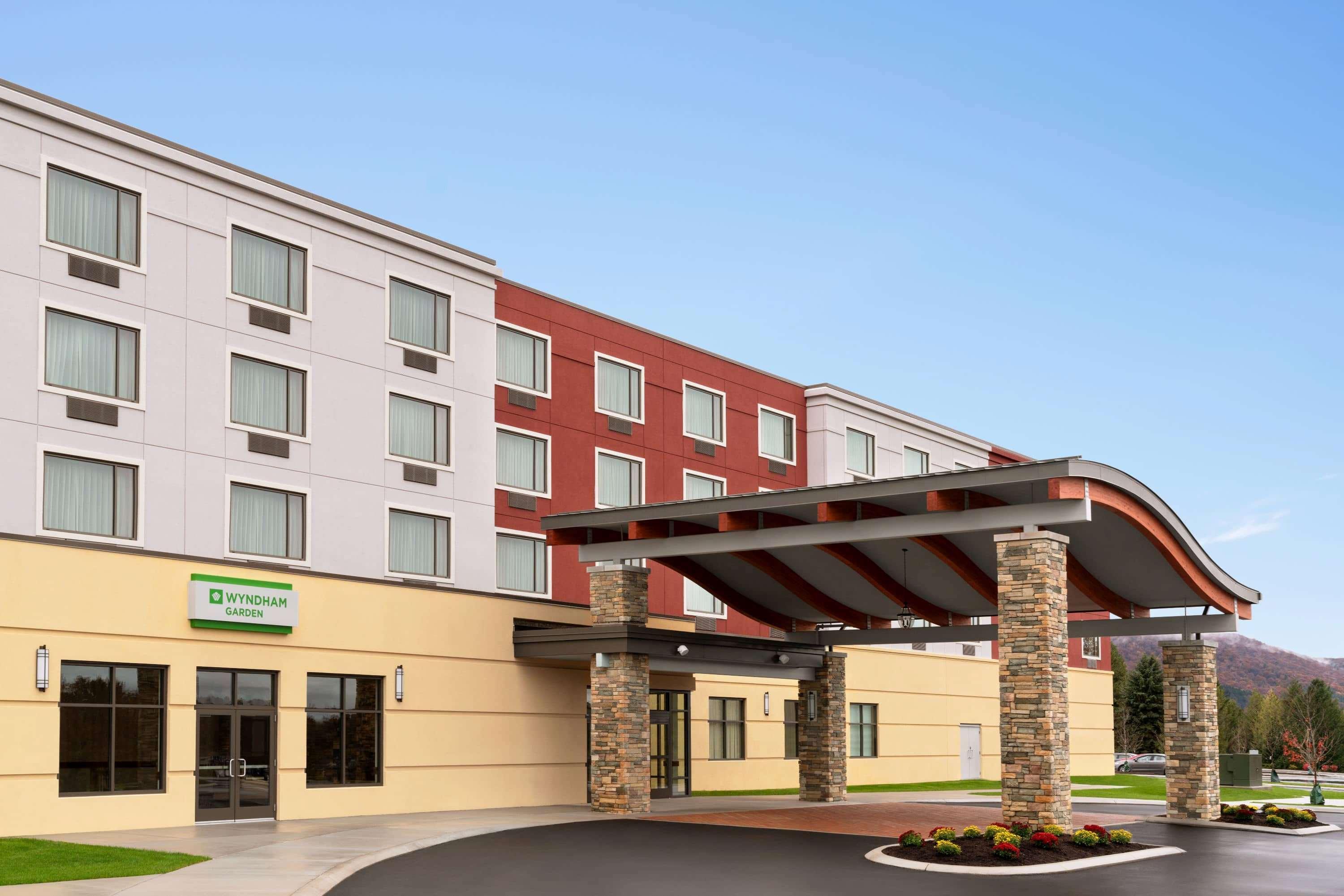 Wyndham Garden State College Hotel Boalsburg Exterior photo