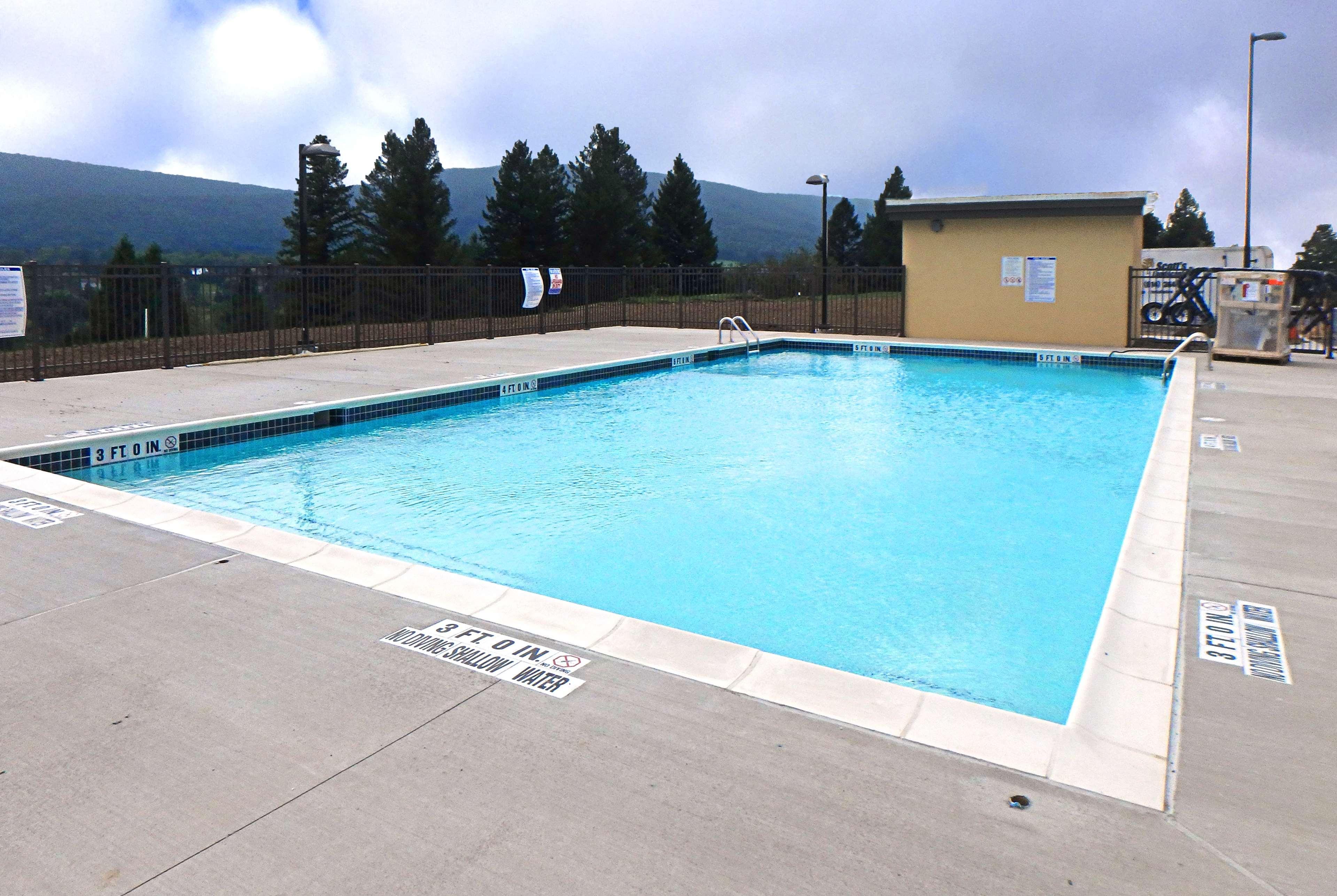 Wyndham Garden State College Hotel Boalsburg Exterior photo